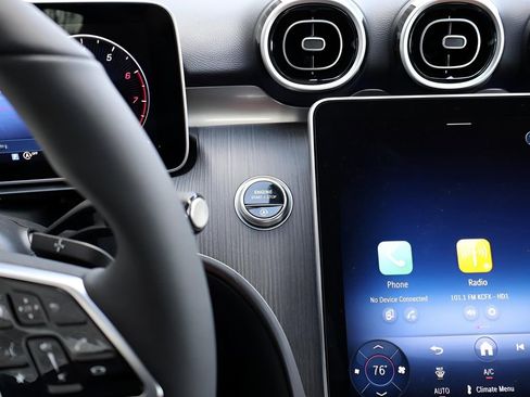 New 2026 Mercedes-Benz C 300 4MATIC Sedan image 27