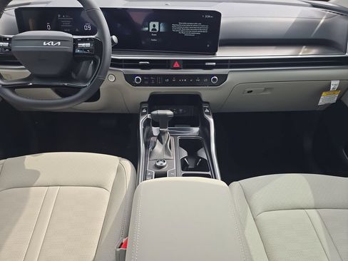 New 2026 Kia Sorento S FWD image 14