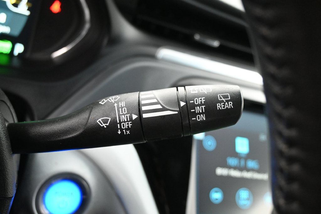 Used 2021 Chevrolet Bolt LT FWD image 16
