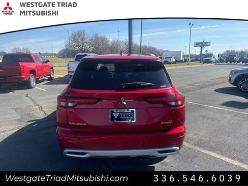 New 2025 Mitsubishi Outlander SEL AWD/4WD image 9