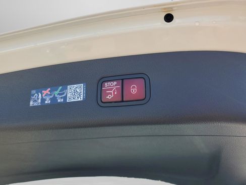 New 2026 Mercedes-Benz GLC 63 AMG S image 12