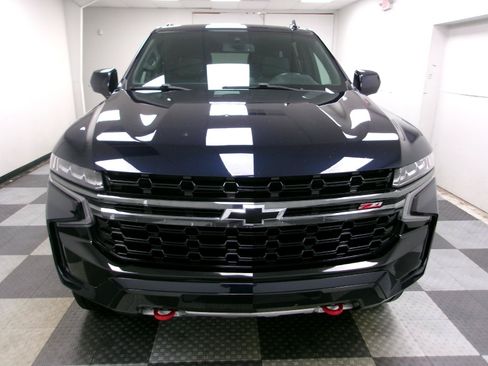 Used 2021 Chevrolet Suburban Z71 AWD/4WD image 16