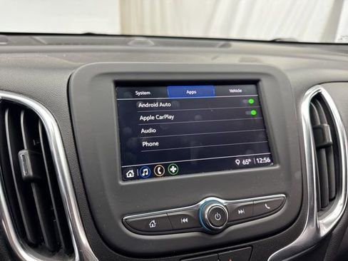 Used 2022 Chevrolet Equinox LT image 17