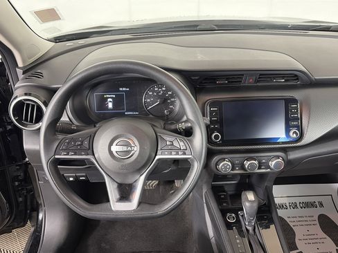 Used 2023 Nissan Kicks SV w/ Interior Electronics Package image 3