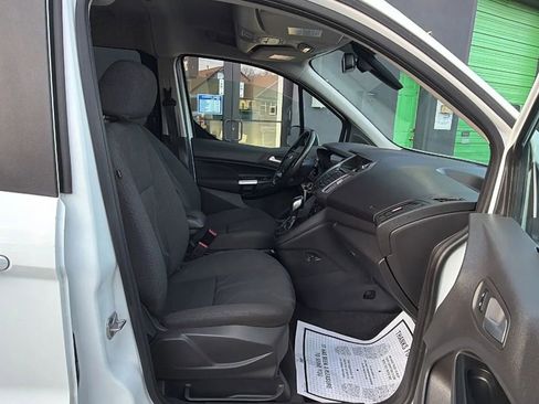 Used 2018 Ford Transit Connect XLT image 8