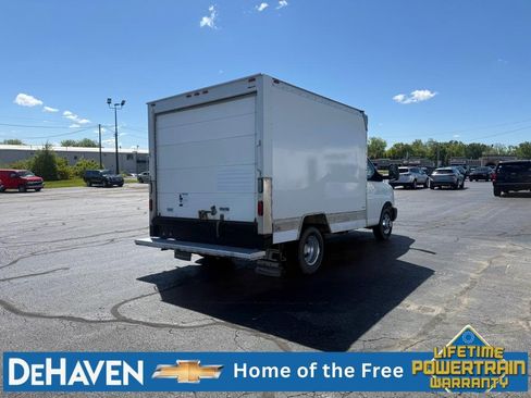 Used 2015 Chevrolet Express 3500 RWD image 6