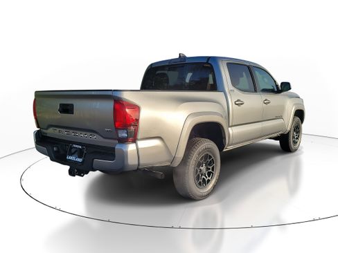 Used 2022 Toyota Tacoma SR5 image 6