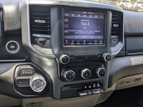 Used 2021 RAM 1500 Big Horn RWD image 14