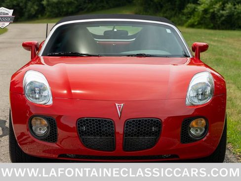 Used 2007 Pontiac Solstice GXP w/ Premium Package RWD image 16