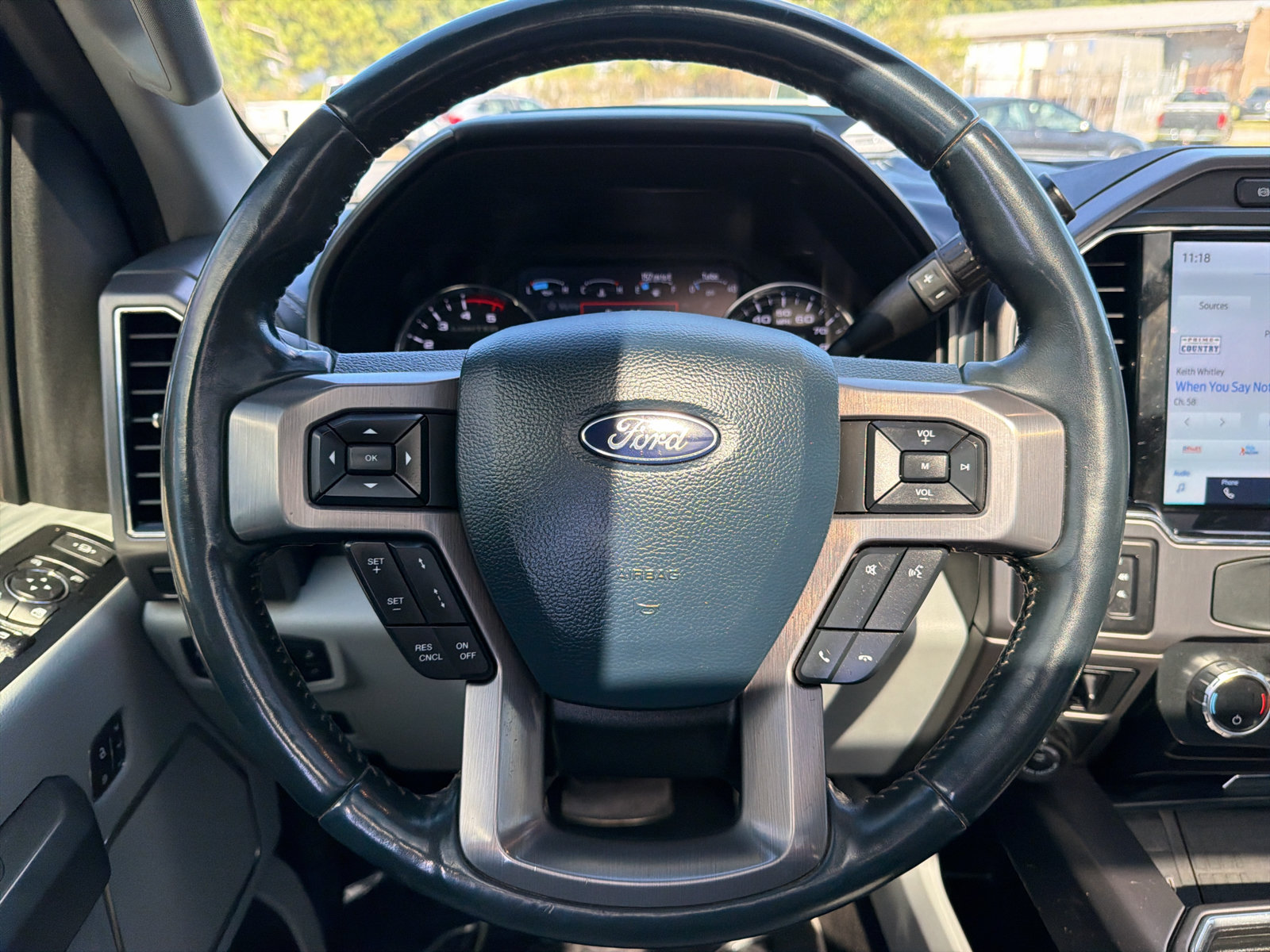 Used 2022 Ford F350 Limited AWD/4WD image 29
