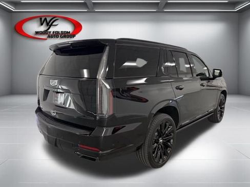 Used 2026 Cadillac Escalade Platinum Sport w/ LPO, ONYX Package image 6