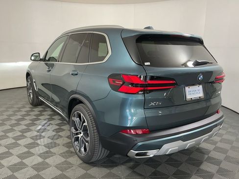New 2026 BMW X5 sDrive40i w/ Climate Comfort Package image 7