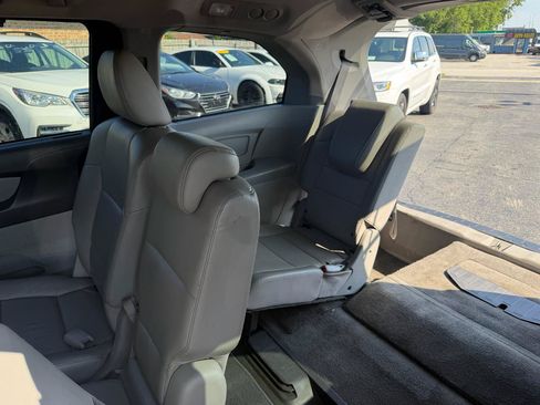 Used 2012 Honda Odyssey EX-L image 11