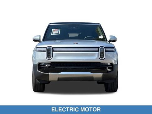 Used 2025 Rivian R1S Adventure AWD/4WD image 10