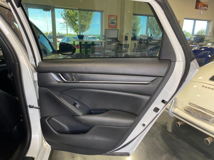 Used 2020 Honda Accord Sport image 17