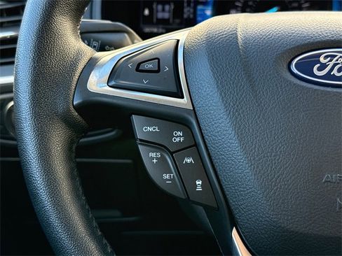 Used 2022 Ford Edge SEL w/ Sport Appearance Package image 25