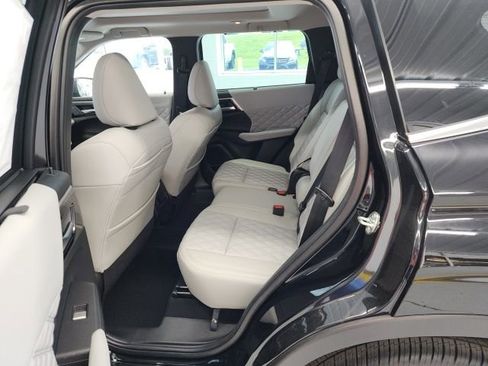 Used 2023 Mitsubishi Outlander SEL image 22