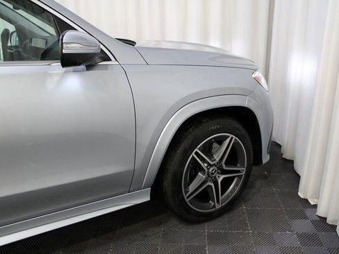 New 2026 Mercedes-Benz GLS 450 4MATIC image 12