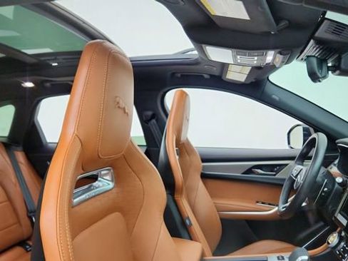 Used 2025 Jaguar F-PACE R-Dynamic S image 21