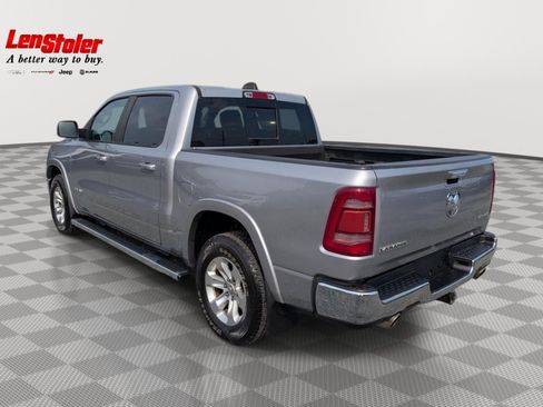 Used 2019 RAM 1500 Laramie AWD/4WD image 3