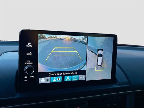 Used 2025 Honda Pilot Elite image 14