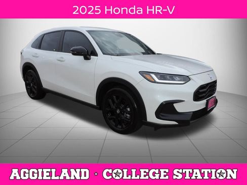 Used 2025 Honda HR-V Sport image 1