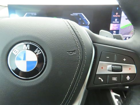 Certified 2024 BMW X5 xDrive40i w/ Premium Package image 12