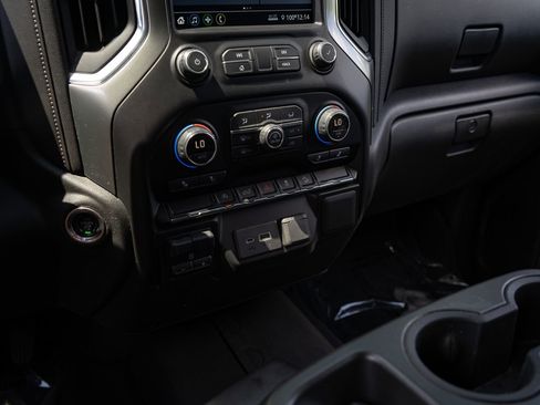 Used 2021 Chevrolet Silverado 1500 RST AWD/4WD image 26