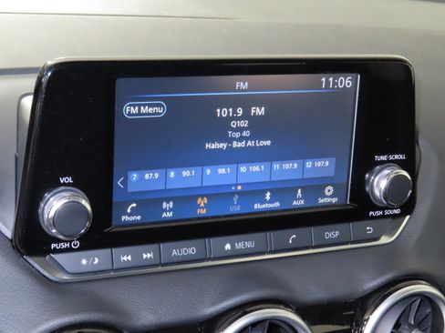 Certified 2025 Nissan Sentra S image 28