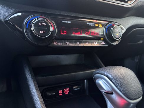 Used 2019 Kia Forte LXS image 23