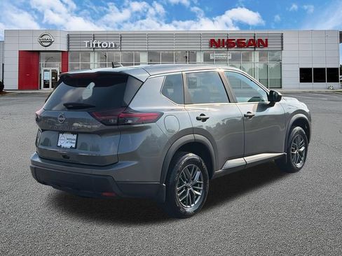 Used 2026 Nissan Rogue S FWD image 7