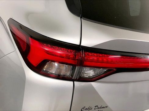 Used 2024 Mitsubishi Outlander SE AWD/4WD image 26