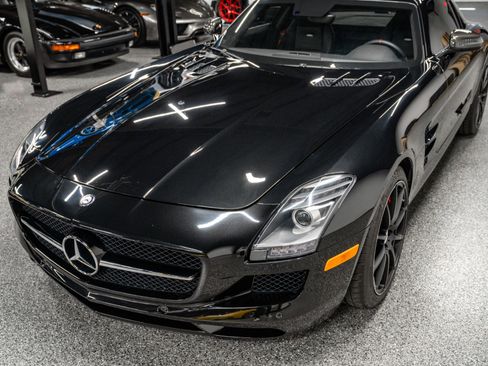 Used 2014 Mercedes-Benz SLS AMG GT Coupe image 23