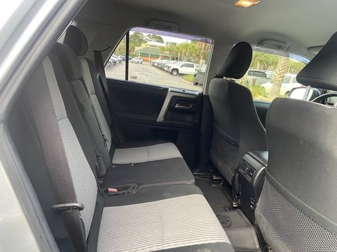 Used 2018 Toyota 4Runner SR5 image 26