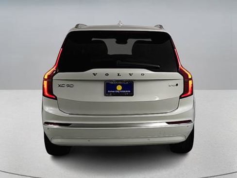 Used 2026 Volvo XC90 B6 Plus w/ Protection Package Premier AWD/4WD image 5
