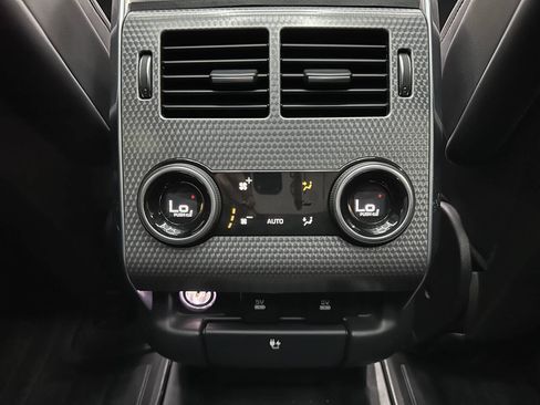Used 2018 Land Rover Range Rover Sport Supercharged AWD/4WD image 26