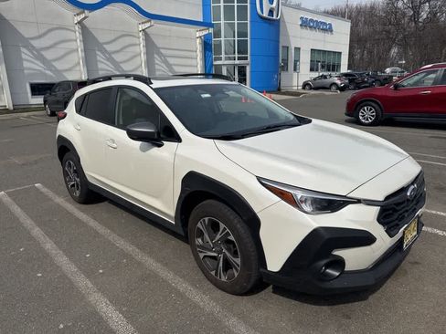 Used 2024 Subaru Crosstrek 2.0i Premium image 8