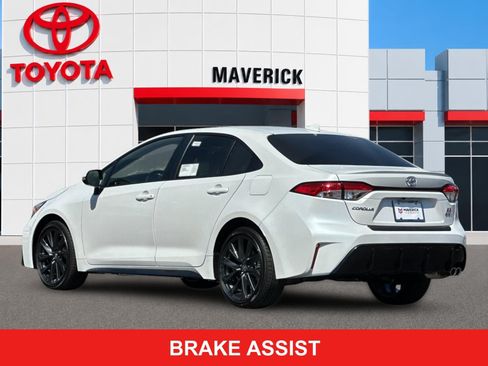 New 2026 Toyota Corolla SE FWD image 3