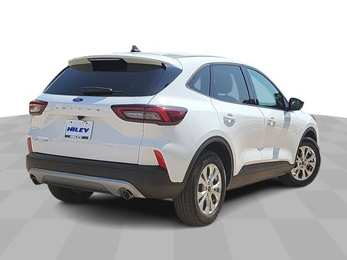 Used 2026 Ford Escape Active FWD image 8