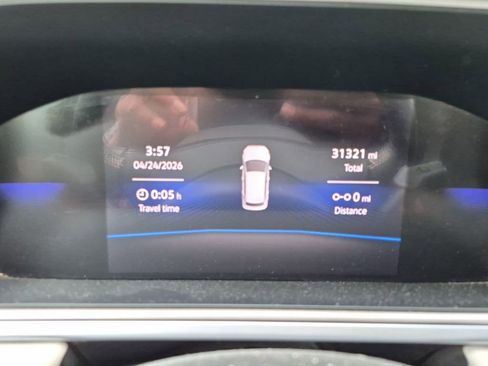 Used 2025 Volkswagen Taos SE AWD/4WD image 6
