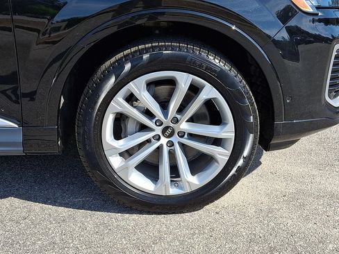 Used 2025 Audi Q7 2.0T Premium Plus AWD/4WD image 8