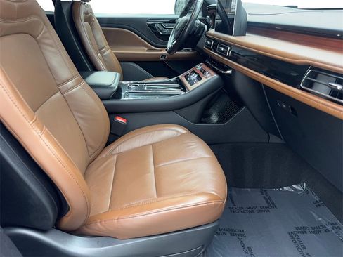 Used 2022 Lincoln Aviator Reserve w/ Equipment Group 201A image 47