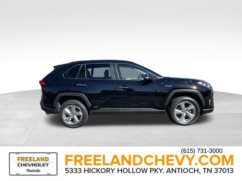 Used 2021 Toyota RAV4 Limited image 2