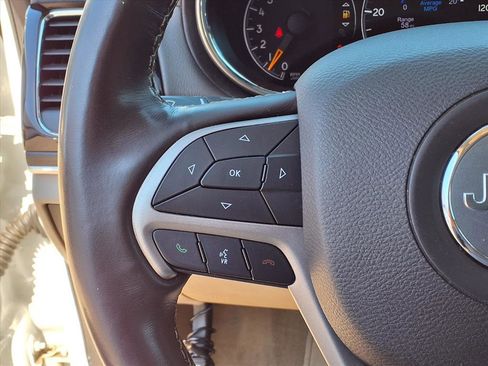 Used 2020 Jeep Grand Cherokee Overland image 26