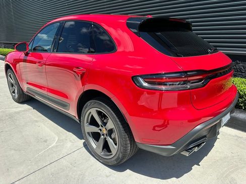 Used 2026 Porsche Macan AWD/4WD image 3