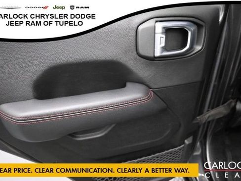 Used 2022 Jeep Gladiator Rubicon w/ Safety Group AWD/4WD image 32