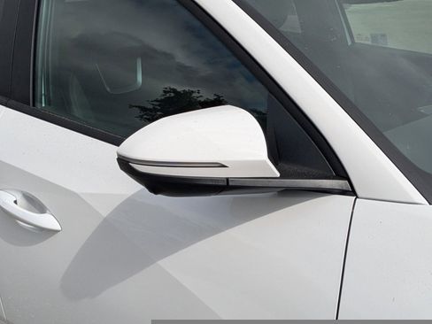 New 2025 Hyundai Santa Cruz Limited image 12