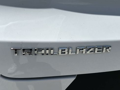 Used 2024 Chevrolet TrailBlazer ACTIV w/ Convenience Package FWD image 12