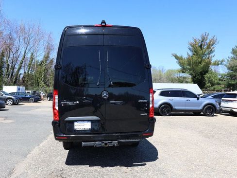Used 2023 Mercedes-Benz Sprinter 2500 image 4