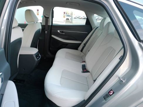 Used 2023 Hyundai Sonata SEL image 19